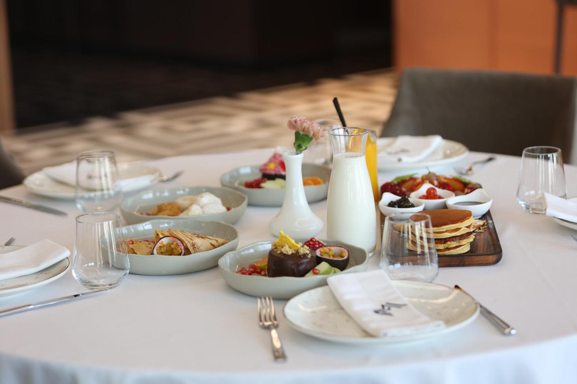 Marinaj Hotel & Spa Tirana Exteriör bild