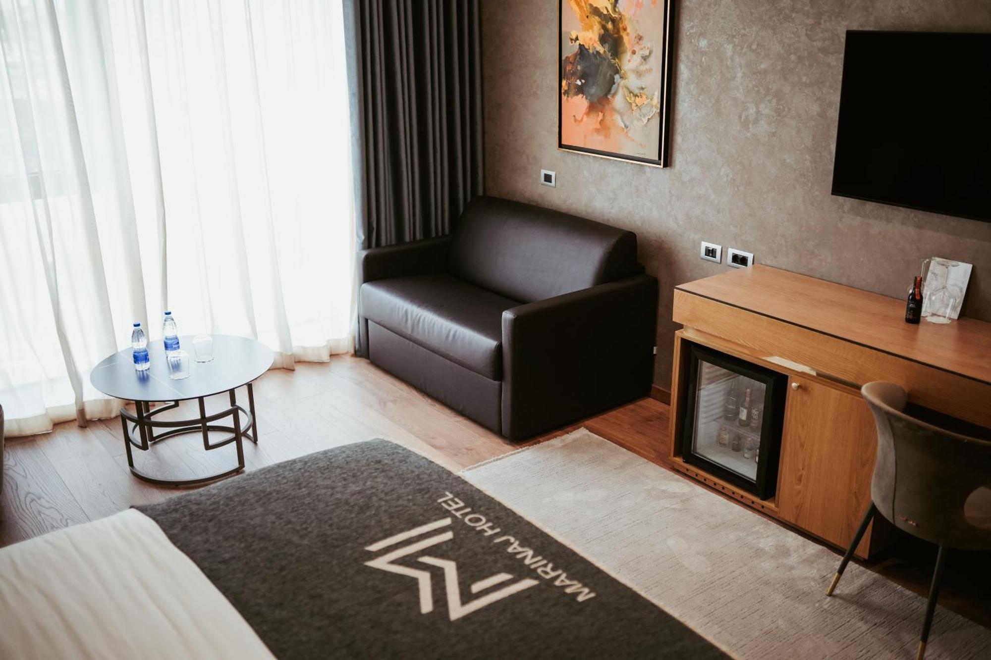 Marinaj Hotel & Spa Tirana Exteriör bild